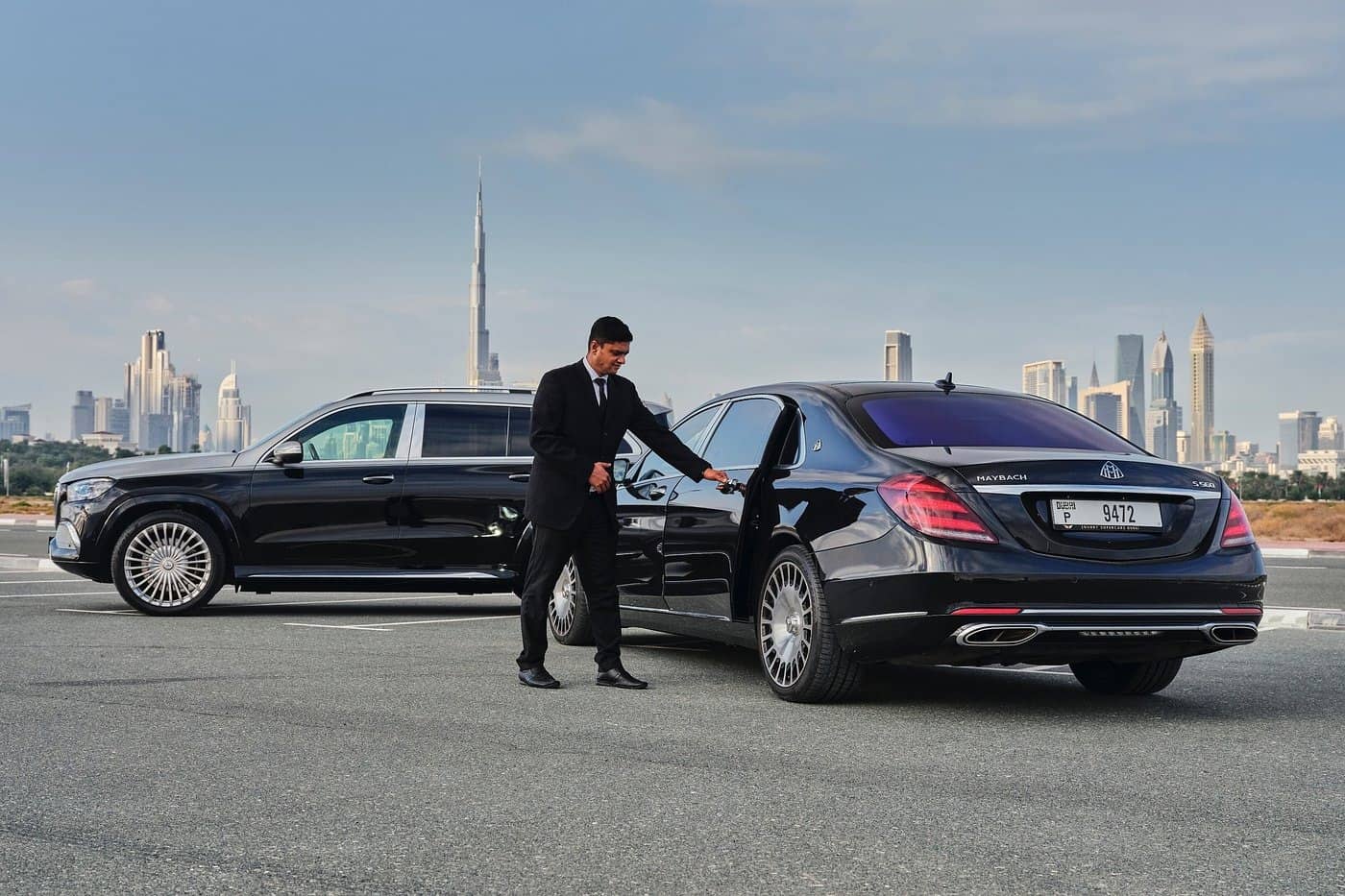 Executive Car Hire With Driver in Dubai for Business & VIP Travel
